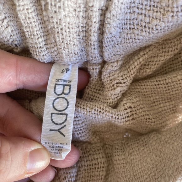 Cotton On Body Woven Top & Shorts Outfit Set Matching Small Cropped Bell Sleeve - Picture 6 of 14